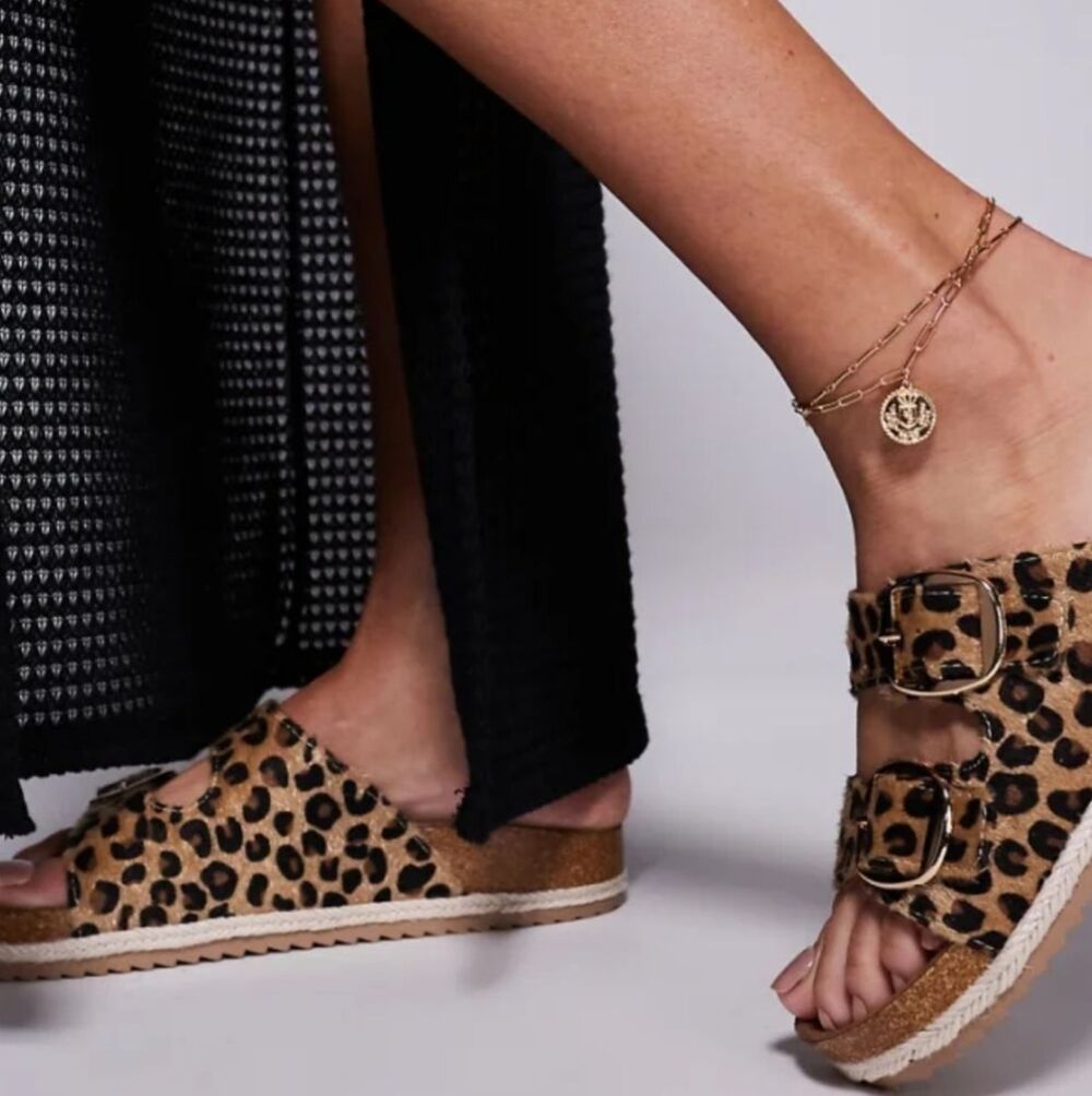 BRAND NEW AB STUDIO ANIMAL PRINT DOUBLE STRAPS BUCKLE WOMENS SANDAL
